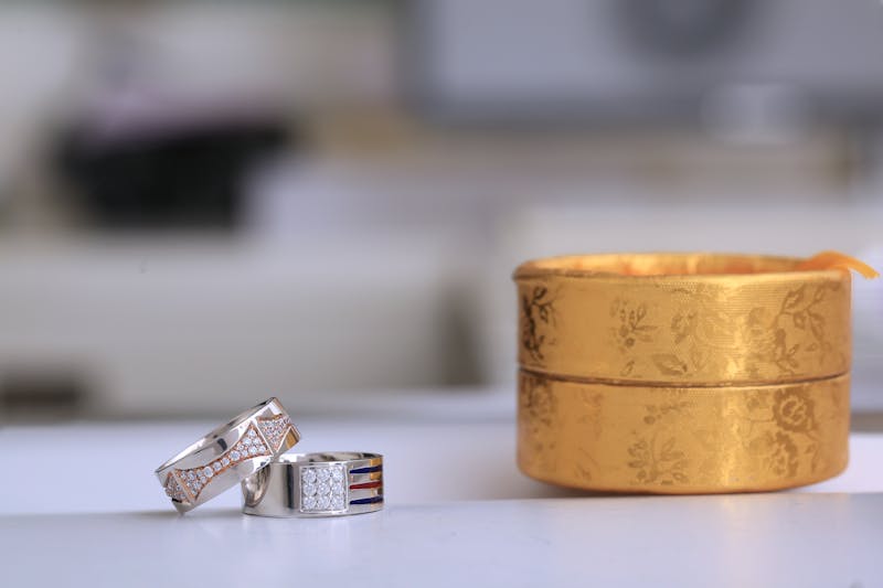 Collection Mariage - Alliances et bijoux nuptiaux en promotion